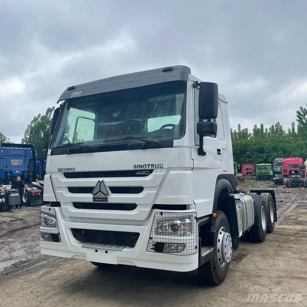 Howo 420 6x4 Conventional Trucks / Tractor Trucks