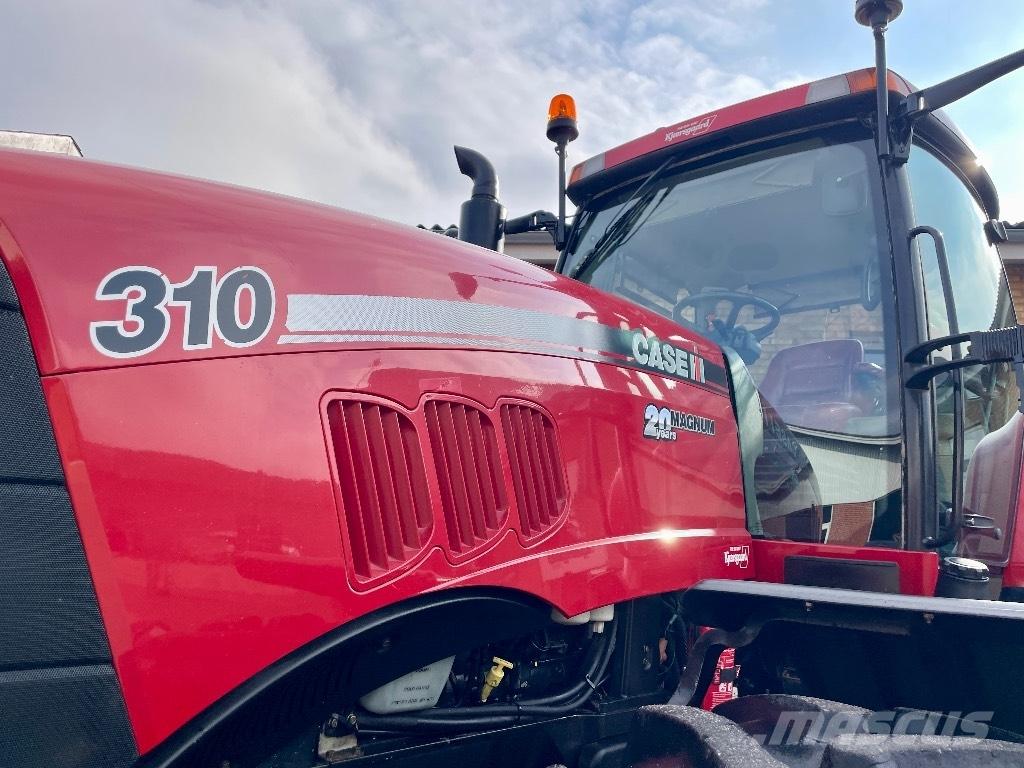 Case IH Magnum 310 Tractors