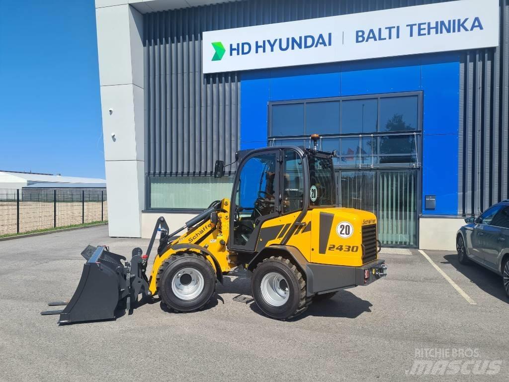 Schäffer 2430-2 Mini Loader