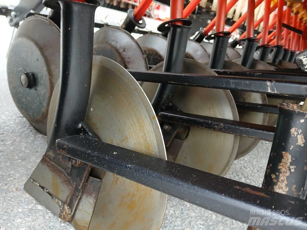 Junkkari KH 2500 Drills