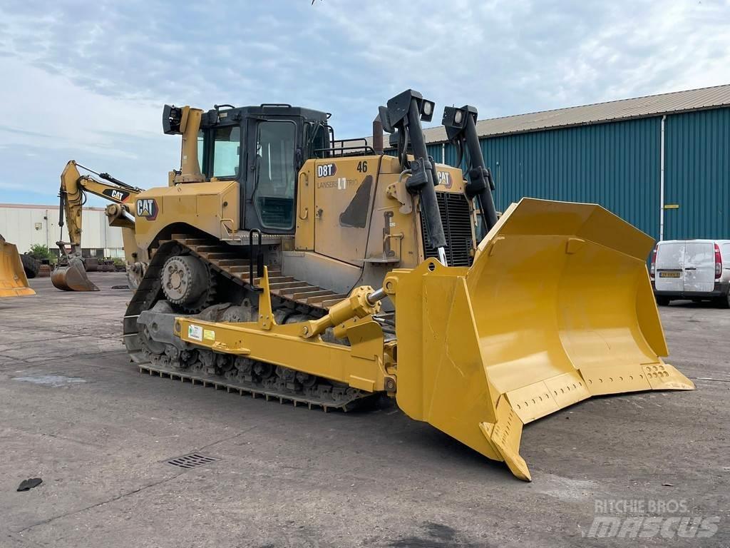 CAT D8T - CE / EPA Crawler dozers