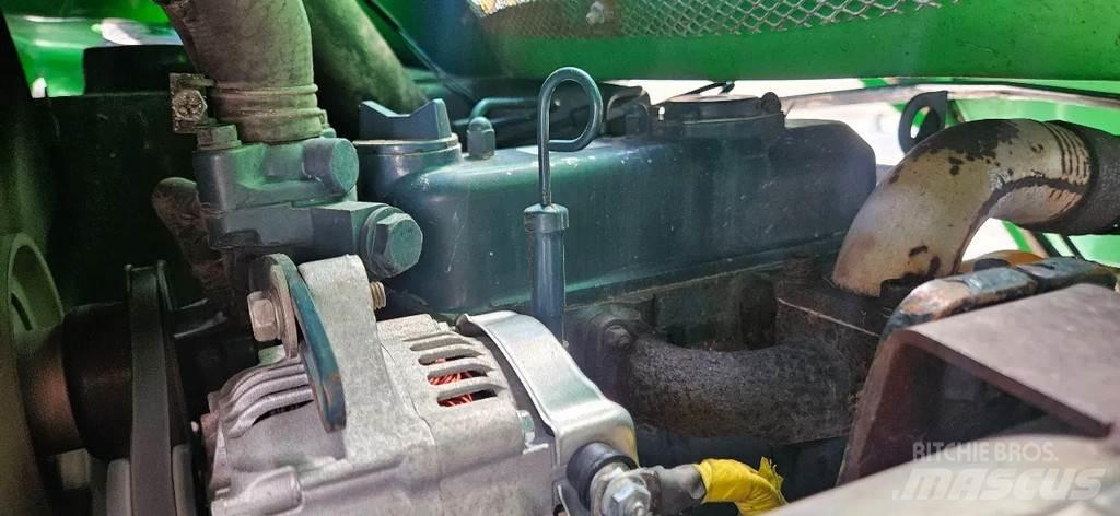 Avant M528 Mini Loader