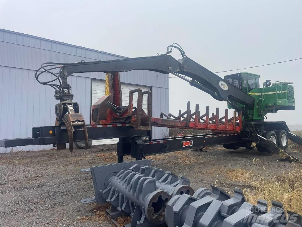 John Deere 437 D Knuckleboom loaders