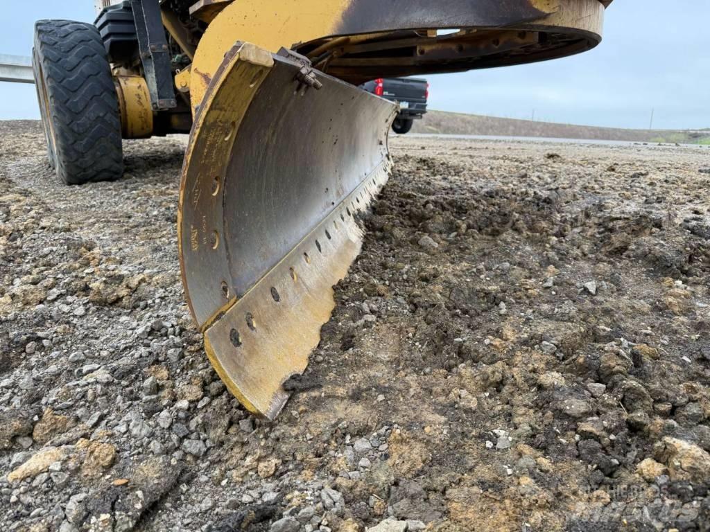 CAT 140H Motor Graders