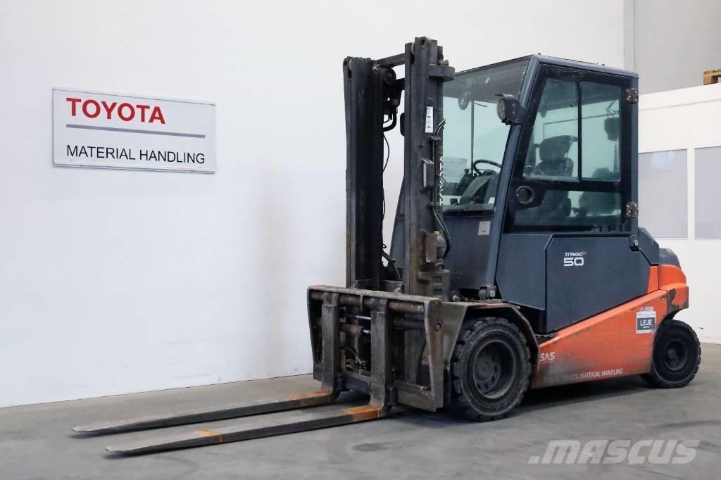 Toyota 8 FBMT 50 Electric Forklifts