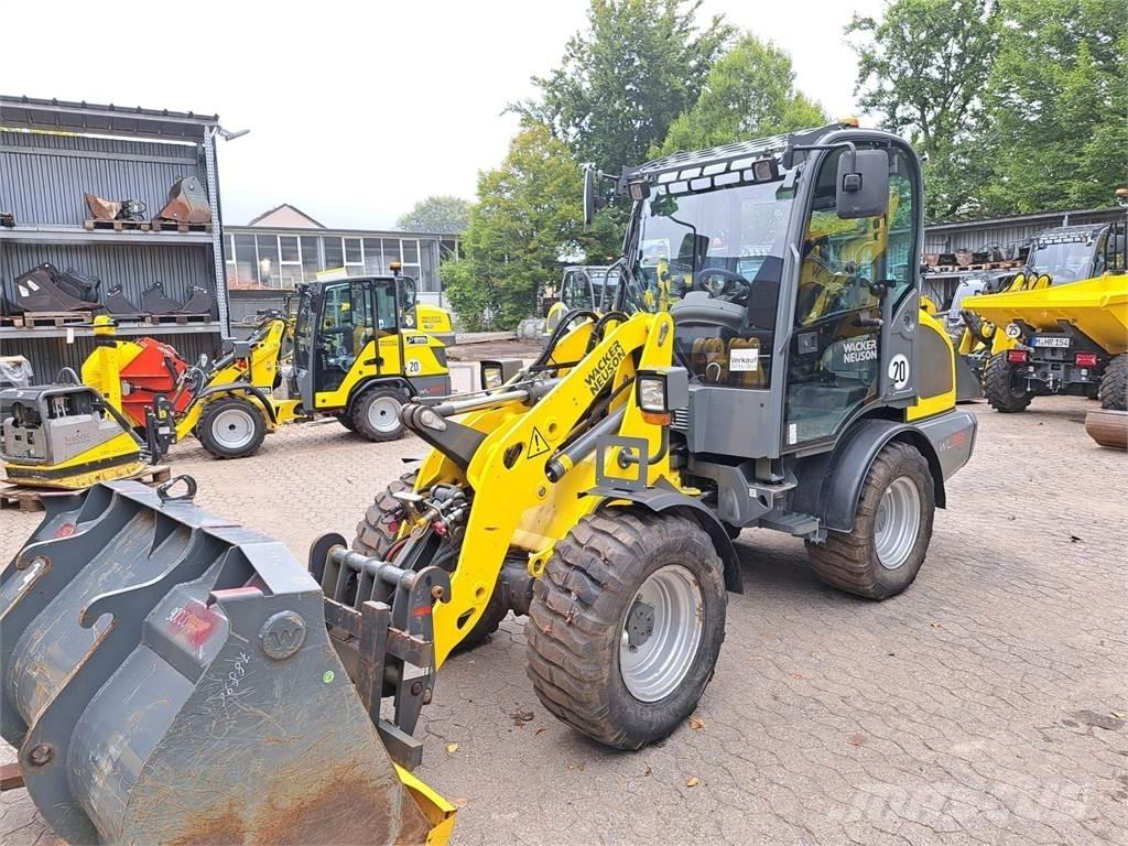Wacker Neuson WL38 Wheel Loaders