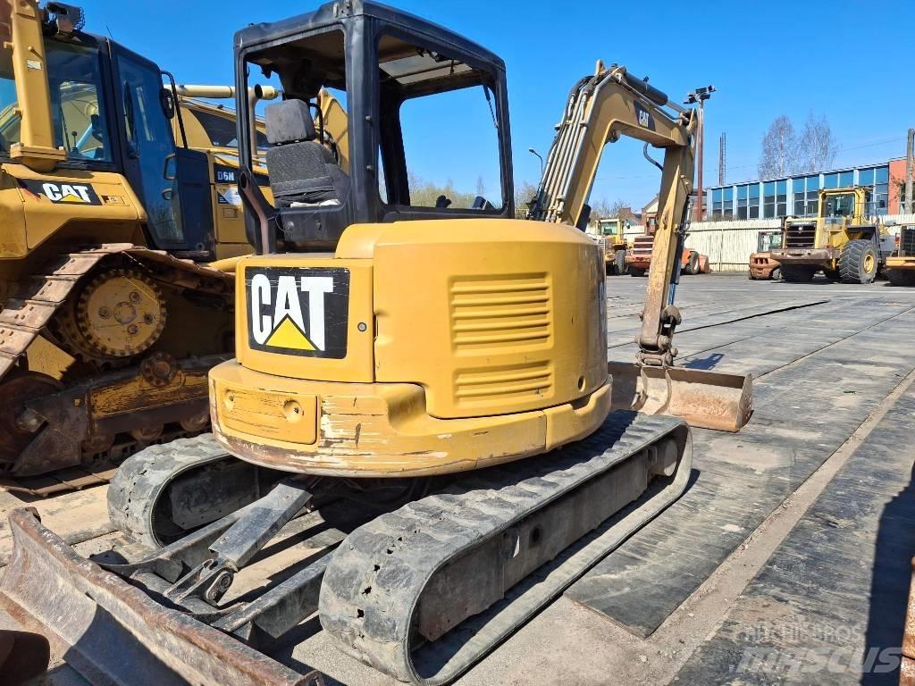 CAT 305 Mini Excavators <7t (Mini Diggers)