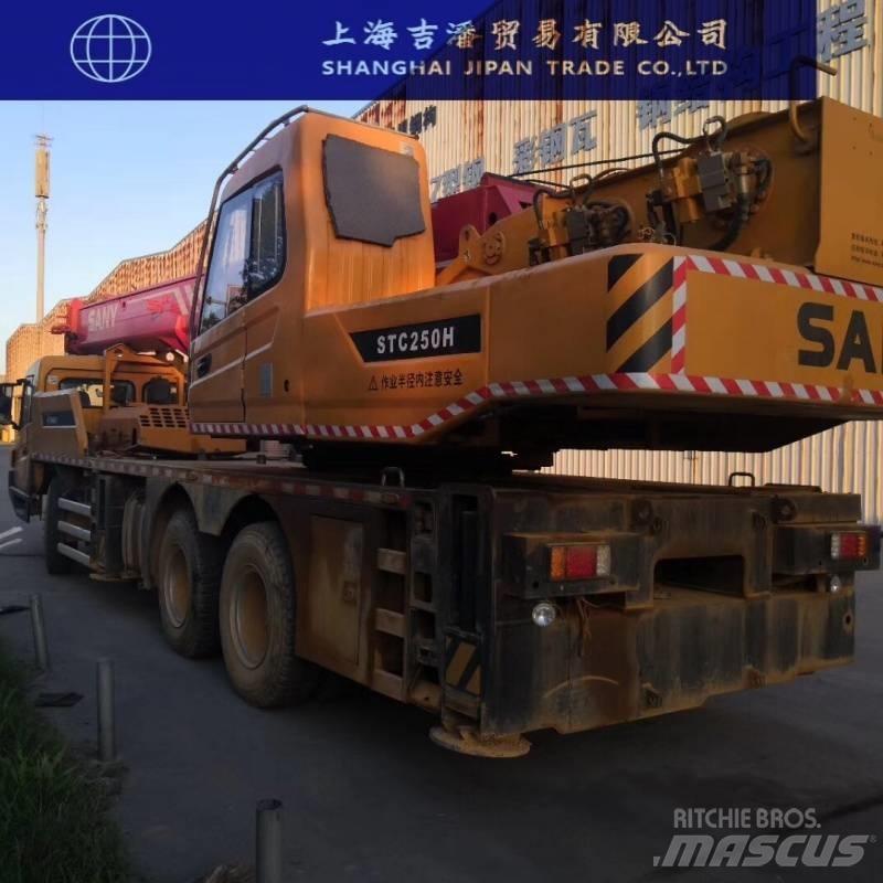 Sany STC 250 Mobile and all terrain cranes