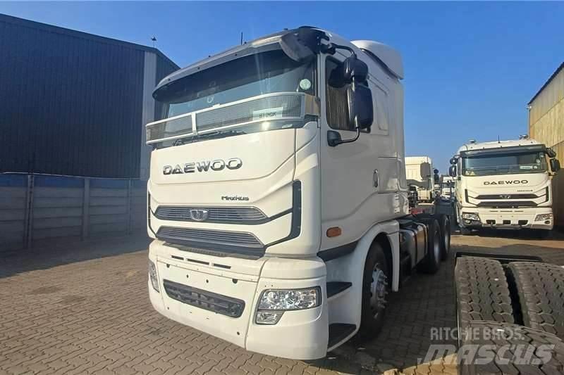 Daewoo KL3TX Other Trucks