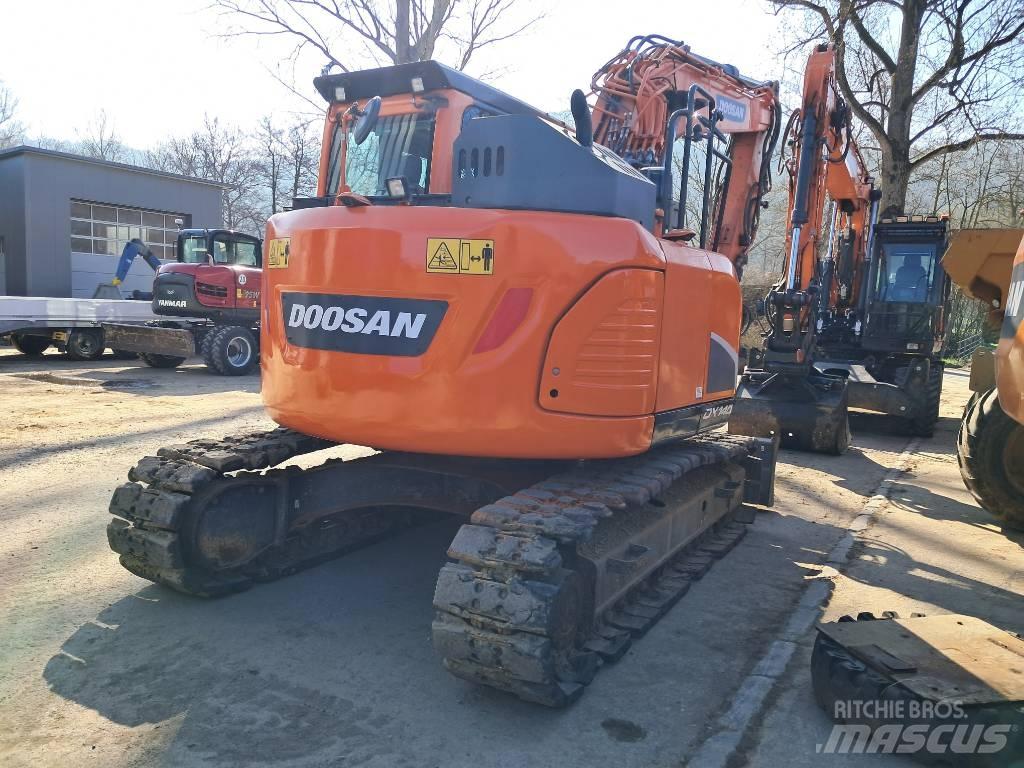 Develon DX 140 LCR-5 Crawler Excavators
