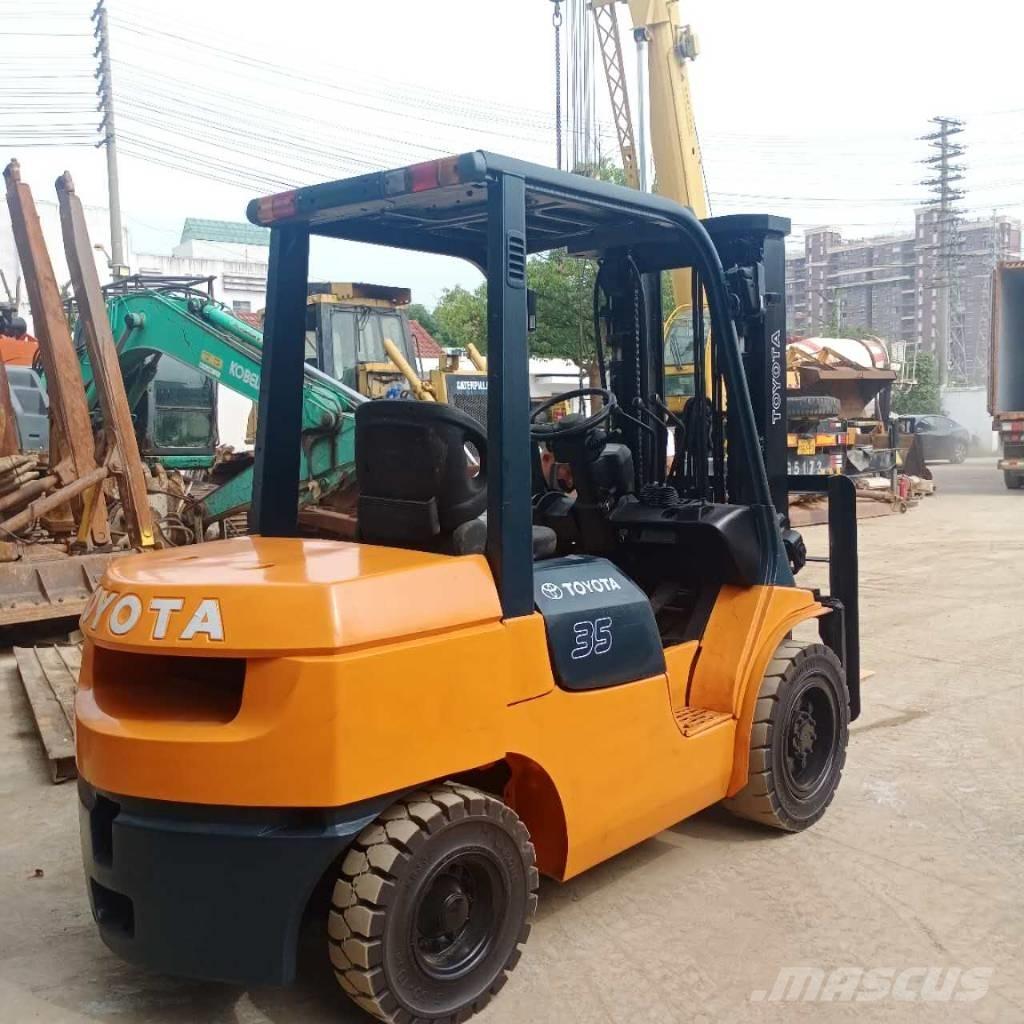 Toyota FD 35 Diesel Forklifts