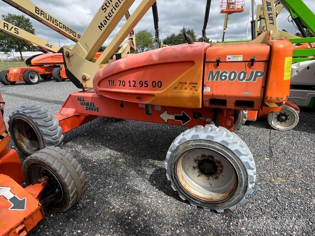 JLG M 600 JP Telescopic boom lifts