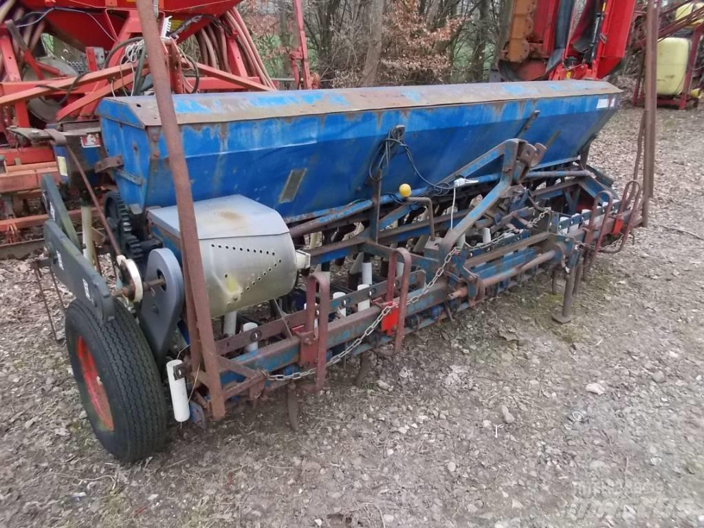 Fiona D78 3 meter Farm Drills