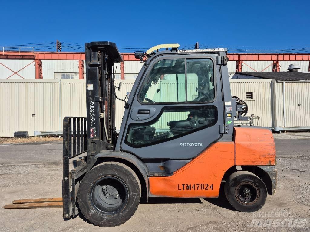 Toyota 8 FGU 30 Misc Forklifts