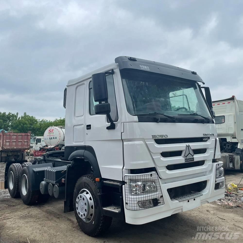 Howo 420 6x4 Conventional Trucks / Tractor Trucks
