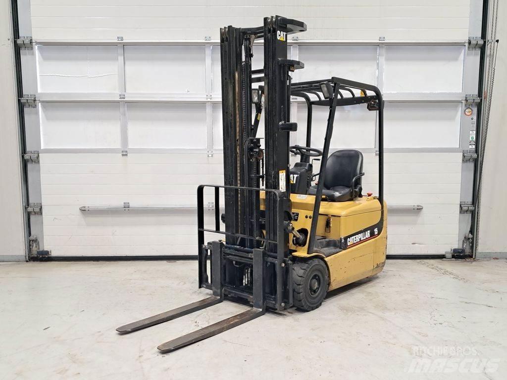 CAT EP15KRT Electric Forklifts