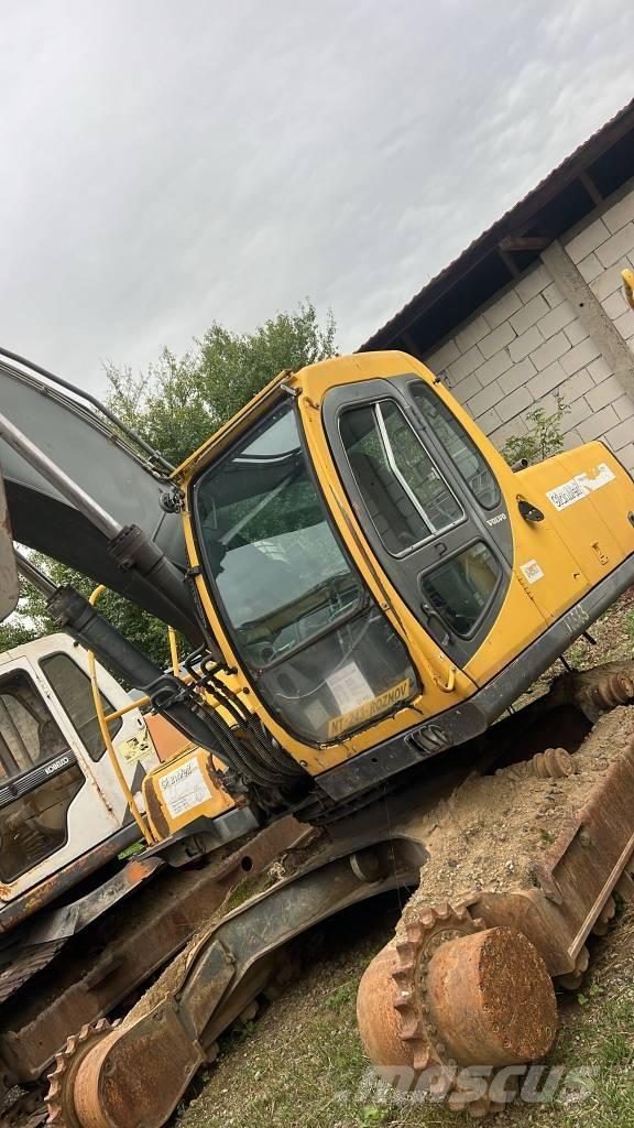 Volvo EC 210 LC Tracks, chains and undercarriage