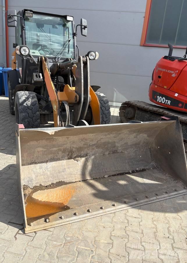 CASE 121F Wheel Loaders