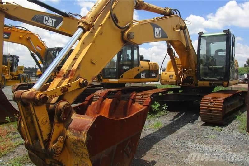 CAT 320C Mini Excavators <7t (Mini Diggers)