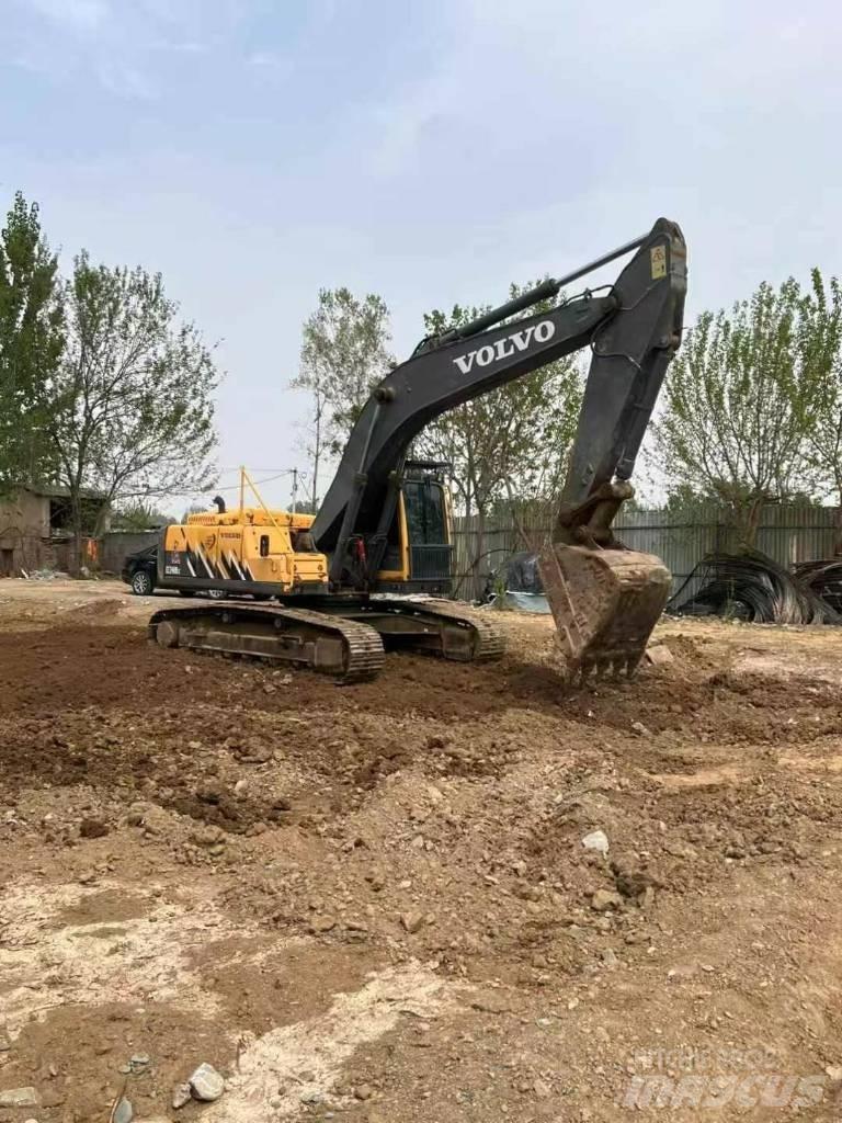 Volvo EC 240 Crawler Excavators