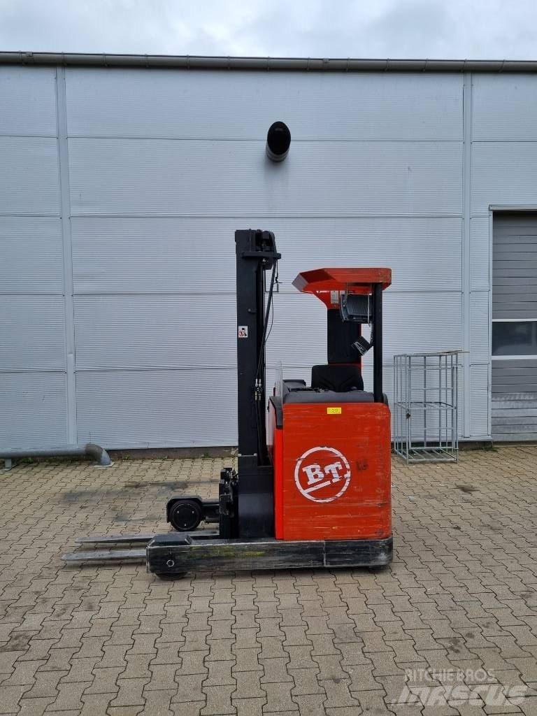 BT RR M 14 Reach trucks