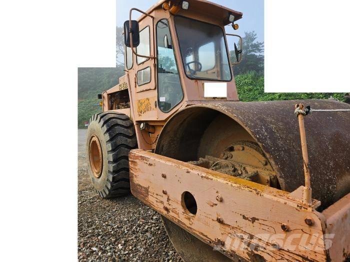 CAT CS 533 C Twin drum rollers
