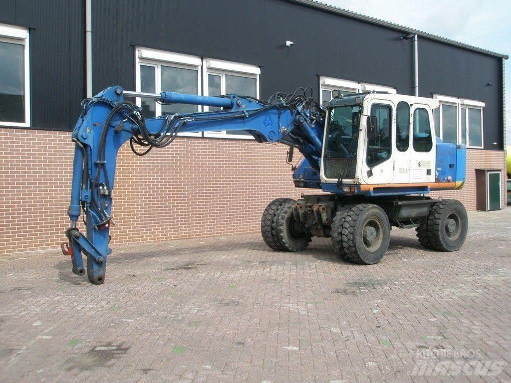 Atlas 1404 Wheeled Excavators