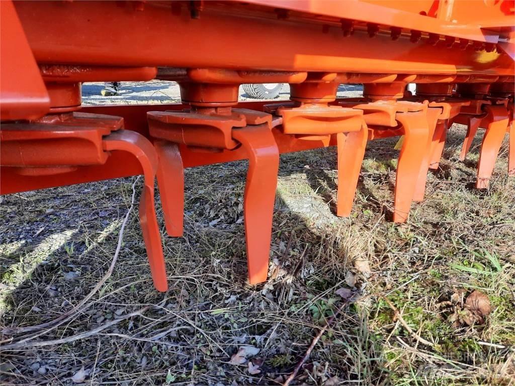 Kuhn HRB 303 D Power Harrows And Rototillers