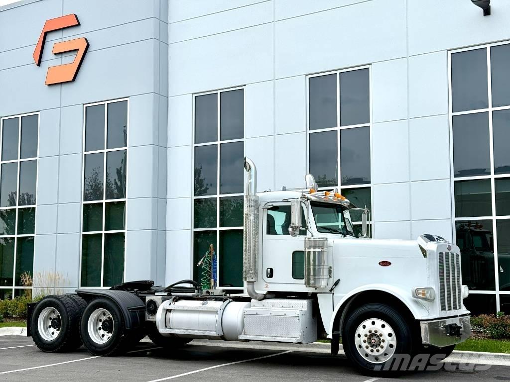 Peterbilt 388 Conventional Trucks / Tractor Trucks