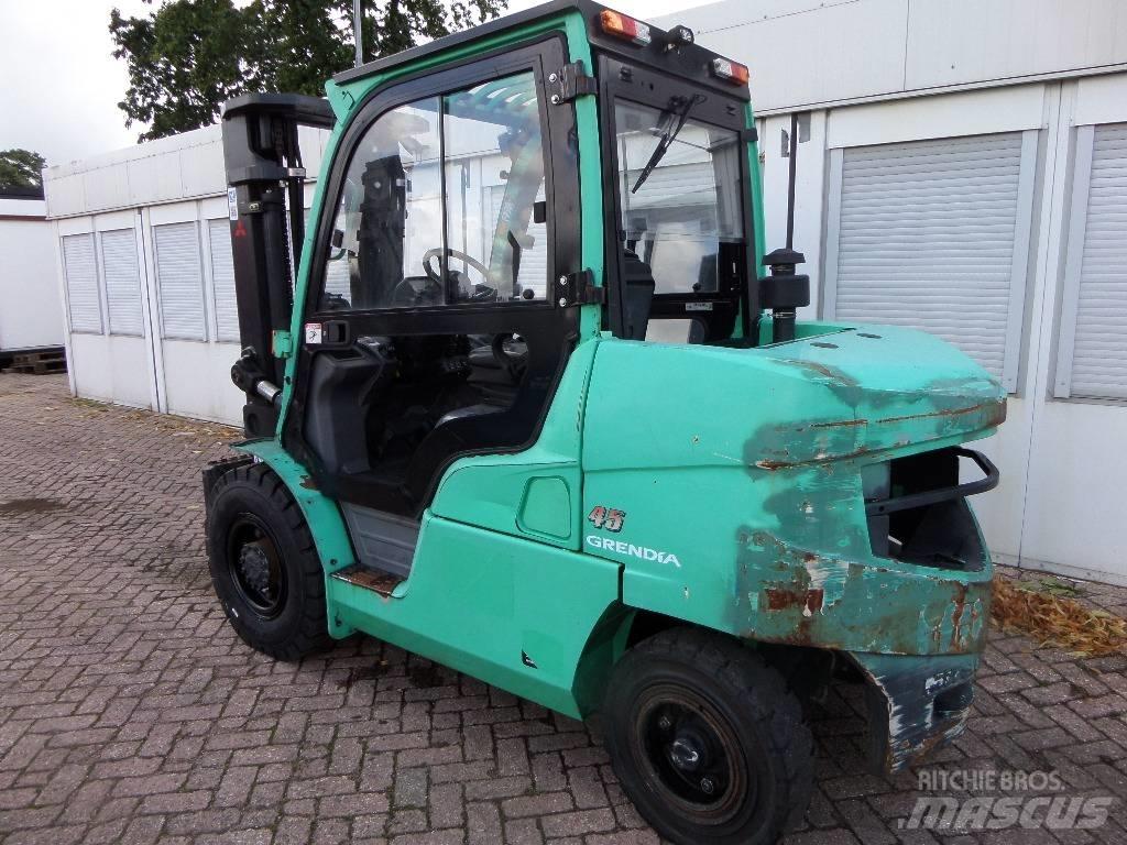 Mitsubishi FD45NT Diesel Forklifts