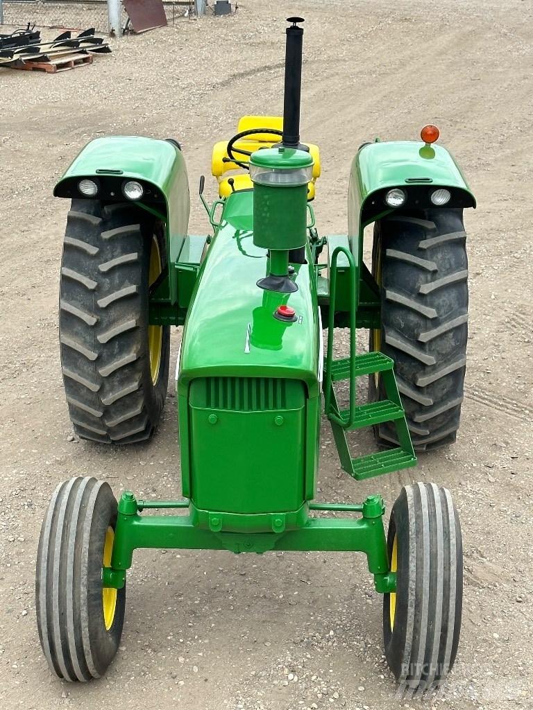 John Deere 4020 Tractors