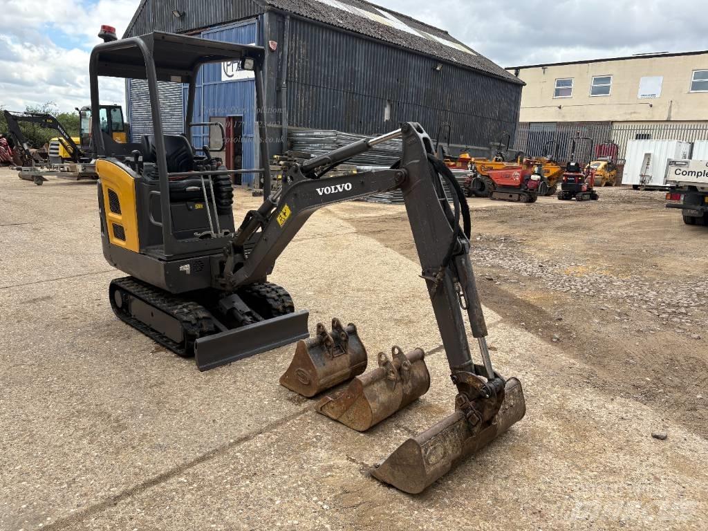 Volvo EC 15 D Mini Excavators <7t (Mini Diggers)