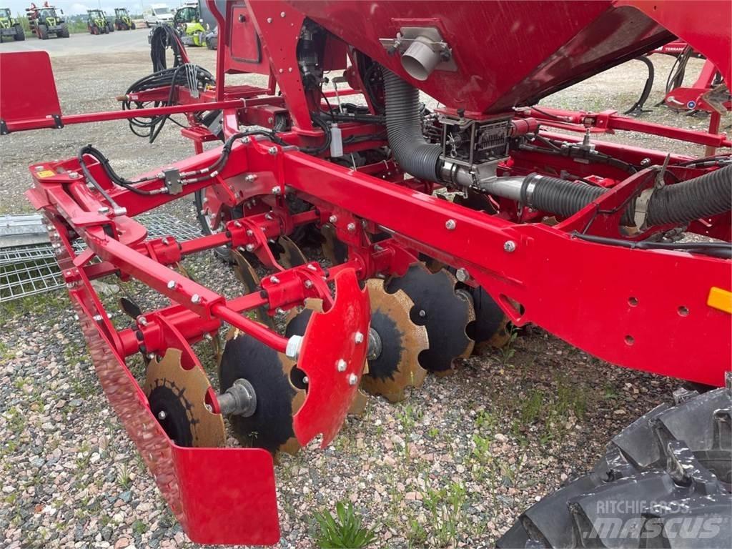 Horsch PRONTO 3 DC Farm Drills