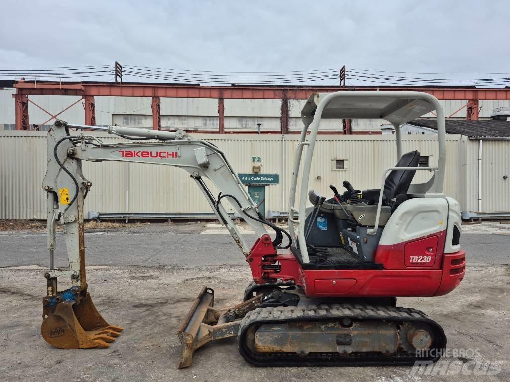 Takeuchi TB 230 Mini Excavators <7t (Mini Diggers)