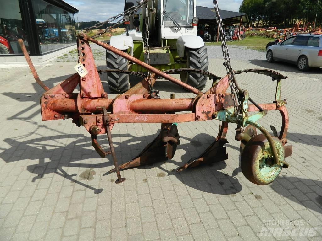 Kverneland 3k Plows
