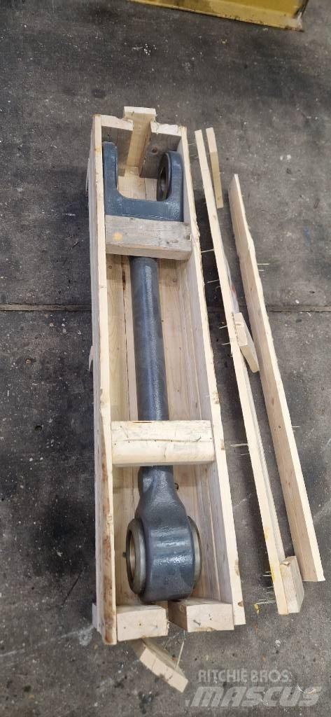 Volvo L 110 G Booms and dippers