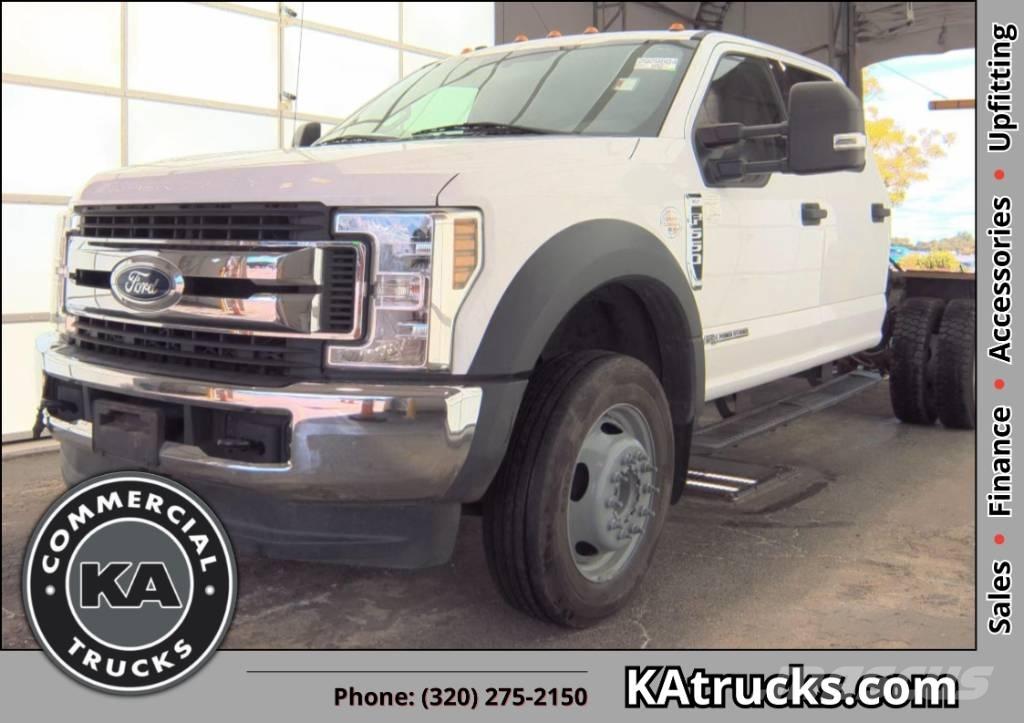 Ford F 550 XLT SD Cab & Chassis Trucks
