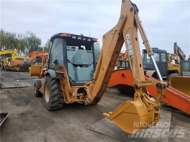 CASE 580M Skid Steer Loaders