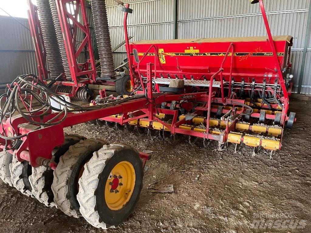 Väderstad Rapid400C Farm Drills