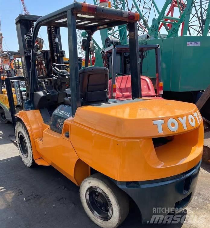Toyota 5 Ton Diesel Forklifts