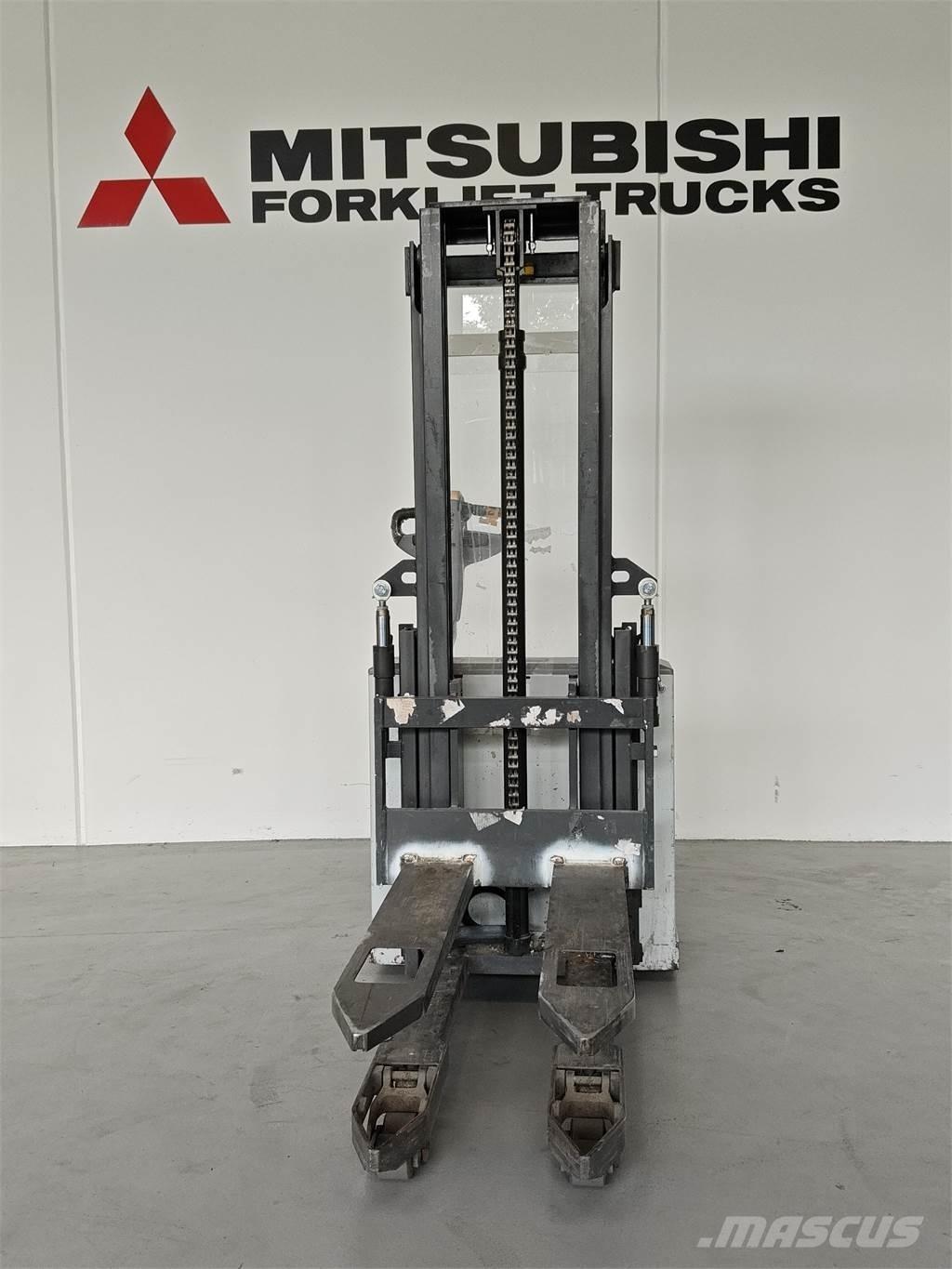 Atlet PSH160 Self Propelled Stackers