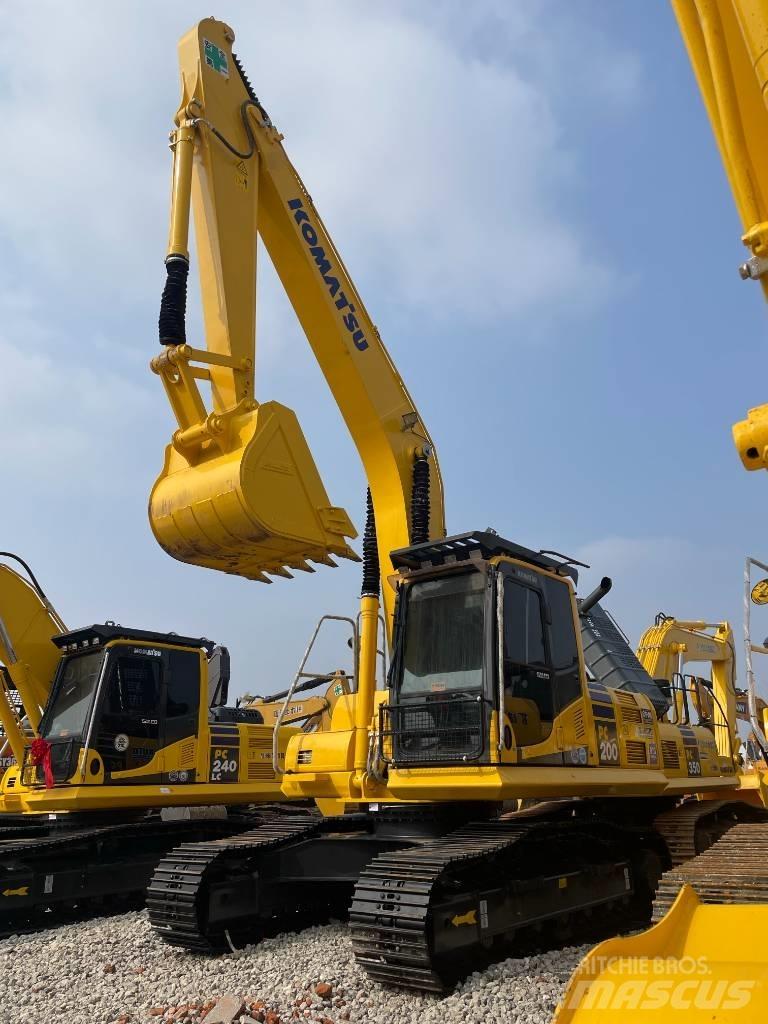 Komatsu PC220 Crawler Excavators