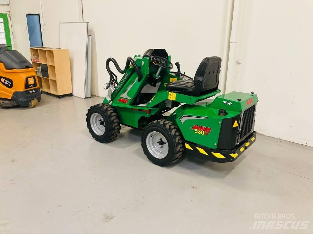 Avant 530+ Tele Mini Loader