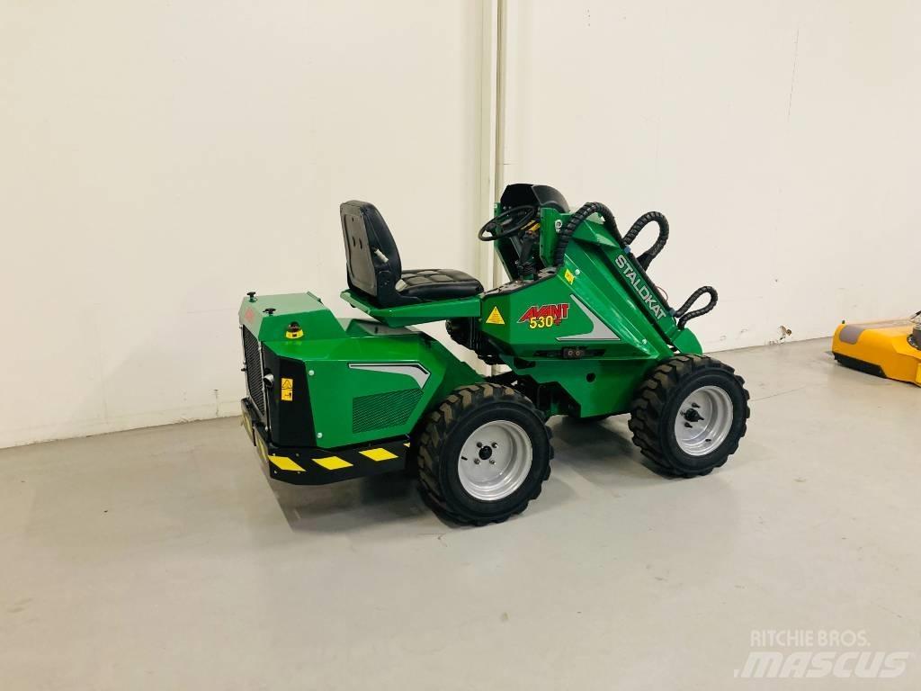 Avant 530+ Tele Mini Loader