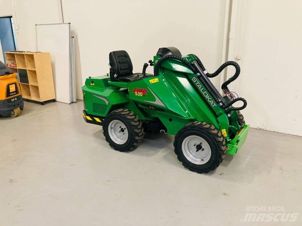 Avant 530+ Tele Mini Loader