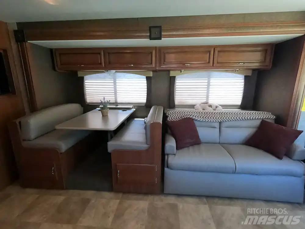 Fleetwood Storm 32V Other