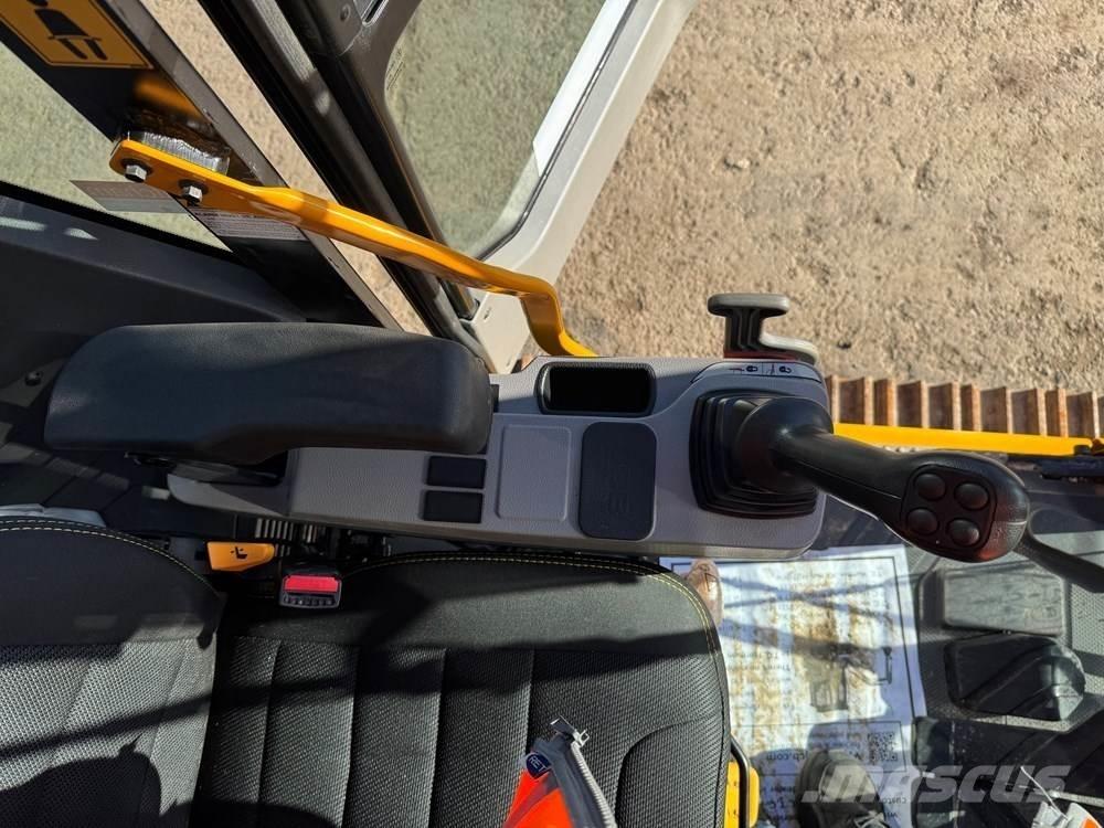 JCB 220X Crawler Excavators