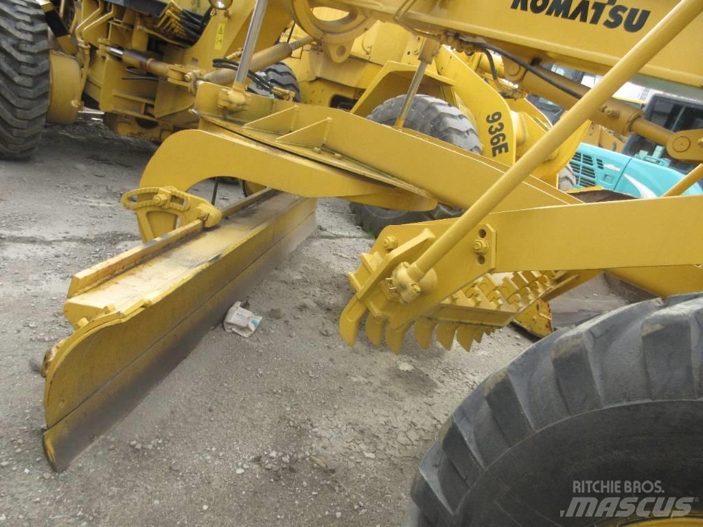 Komatsu GD 623 Motor Graders