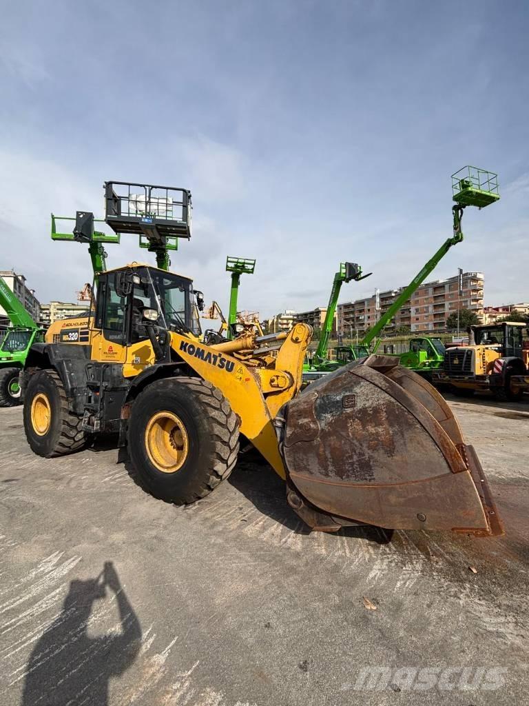 Komatsu WA 320-8 Wheel Loaders
