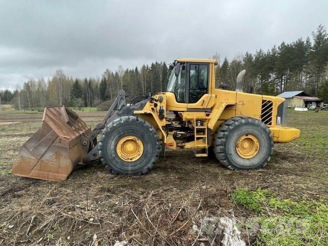 Volvo L220F Wheel Loaders